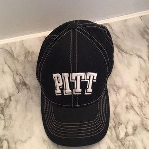 Pitt hat